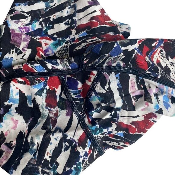 Lululemon Wunder Under Hi-Rise 1/2 tight culture clash 17 in - Picture 5 of 5